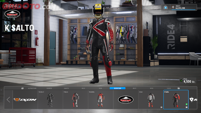 Sobat bisa men-kustomisasi apparel rider dalam game Ride 4 dengan riding gear dari berbagai merek.