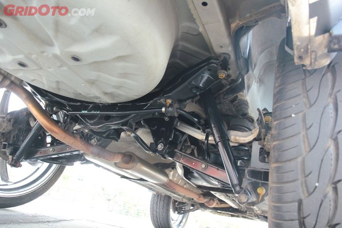 Kaki-Kaki Nissan X-Trail