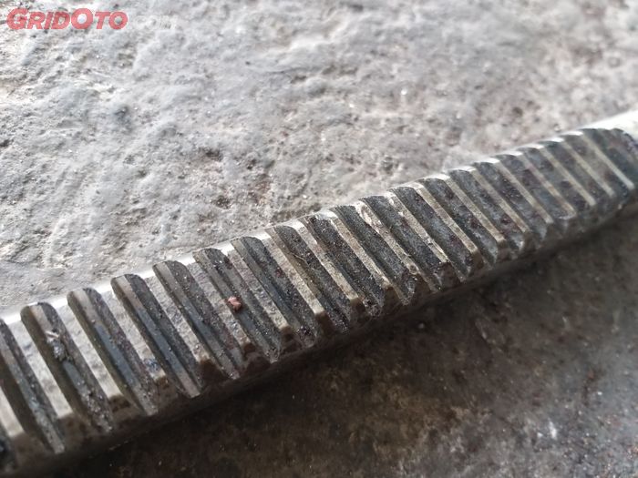 ILUSTRASi. kerusakan pada gigi as rack steer power steering