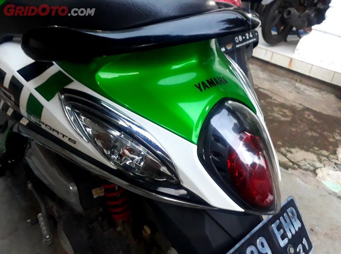 Garnish rear flaser Yamaha Fino