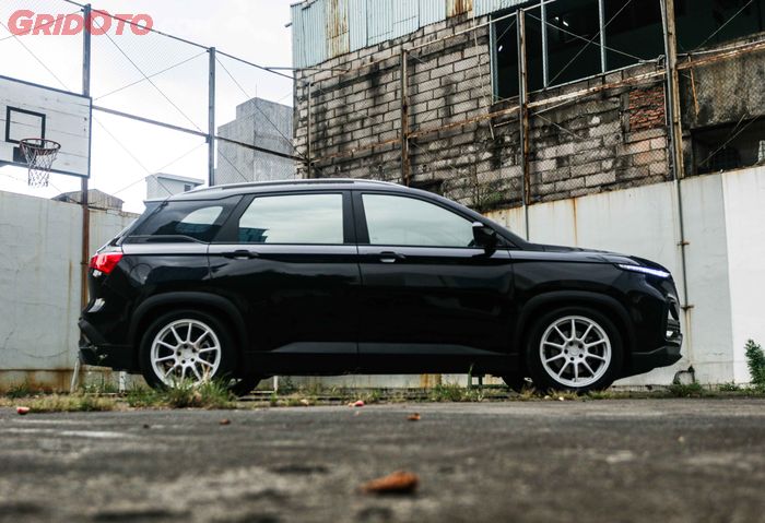 Modifikasi Wuling Almaz custom kaki-kaki