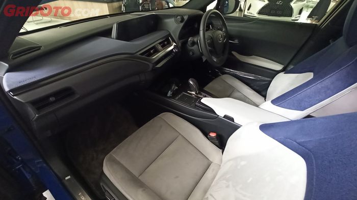 Jok Lexus UX 300e yang dijual ke konsumen akan gunakan kulit
