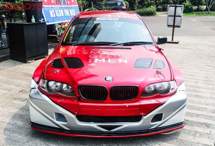 Pasang body kit BMW BTCC