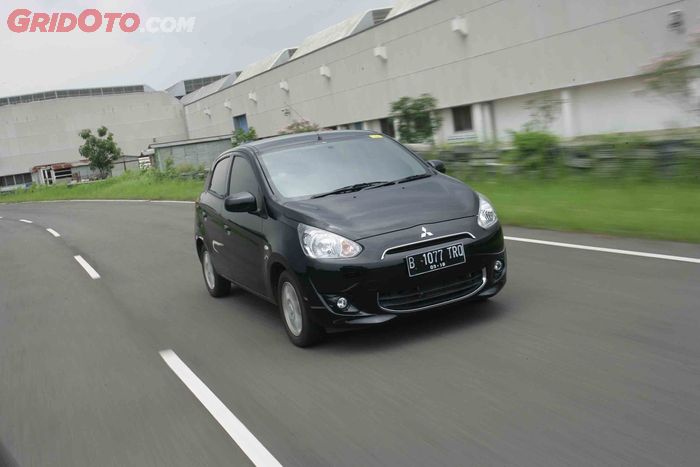 Mitsubishi Mirage Exceed AT