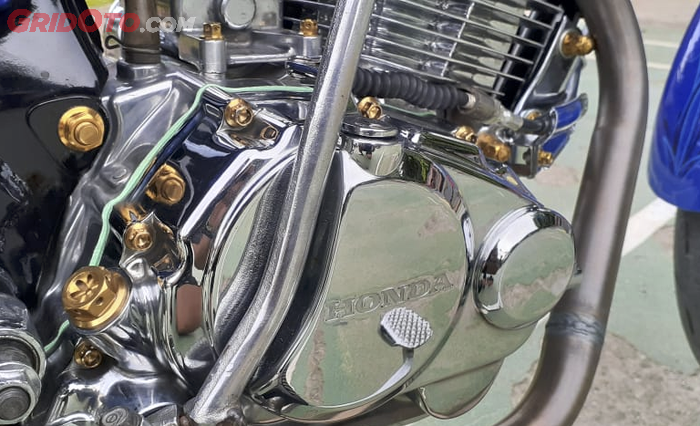 Perhatikan sampai ke sektor mesin full baut Probolt nih