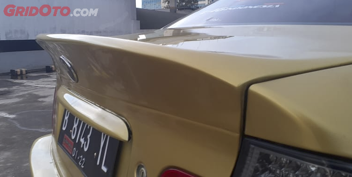 Ducktail custom ala BMW E46 M3 CSL