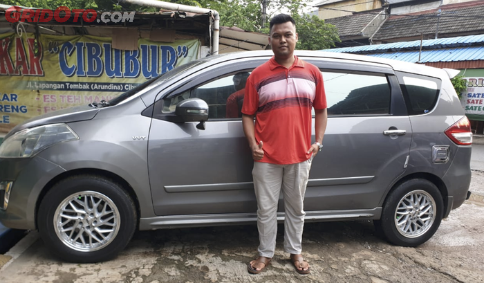 Irvan Alviansyah dengan Suzuki Ertiga kesayangannya