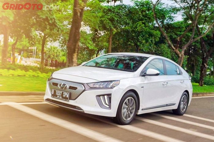 Hyundai IONIQ