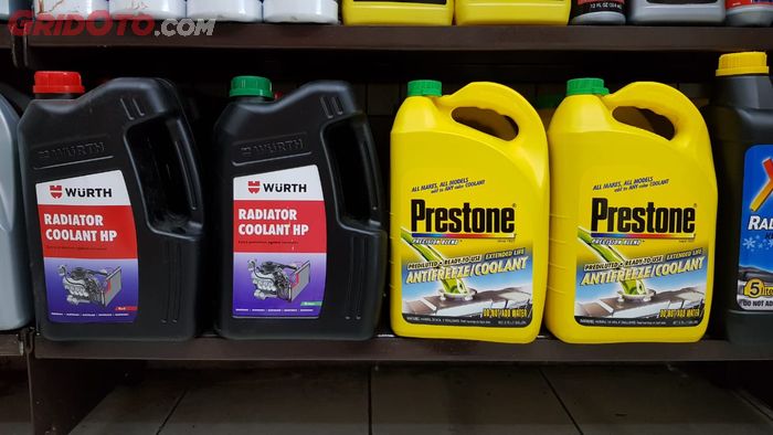 Beragam Jenis Produk Radiator Coolant yang Dijual di Sentra Otomotif, Jelambar