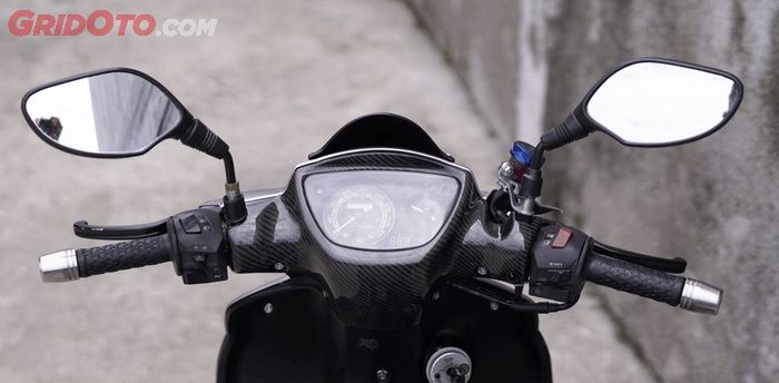 Kokpit Yamaha Nouvo tampil kece dengan part modifikasi