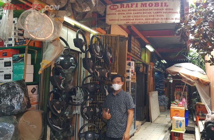 Rafi Mobil, Bengkel Spesialis Upgrade Setir Mobil di Pasar Taman Puring, Jakarta Selatan