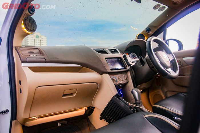 Modifikasi interior Suzuki Ertiga tipe GL