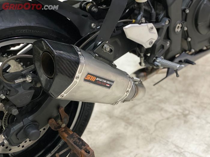 Knalpot Sportisi Moto SRX punya karakter suara yang melengking di putaran tinggi