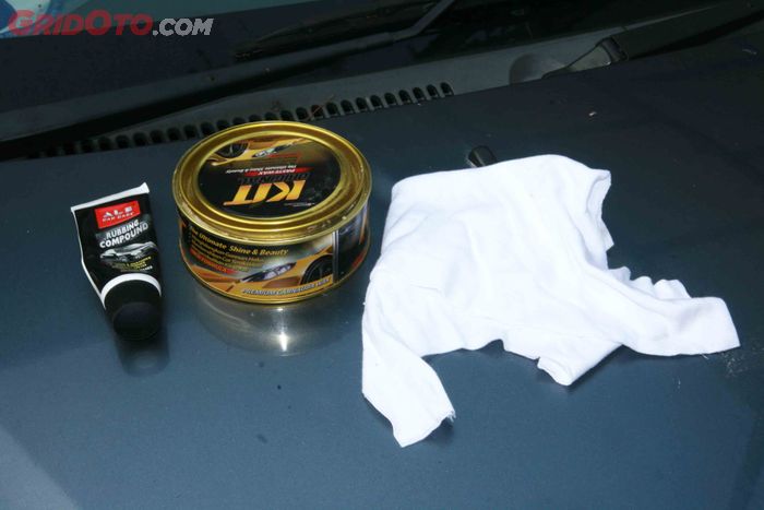 Ilustrasi obat untuk menghilangkan noda di bodi mobil