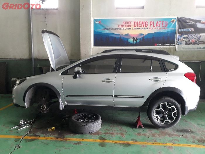 Subaru XV yang sedang diservis di BSS Motor, Tambun, Bekasi.