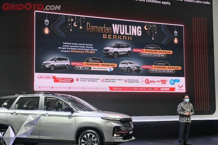 Wuling Motors tebar promo selama pameran otomotif di Jakarta, mulai dari lucky dip hingga cicilan ringan.