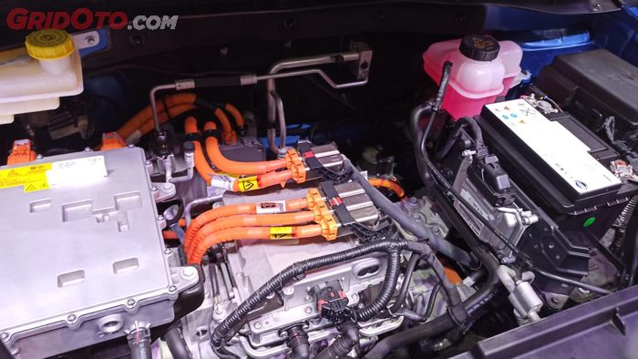 Motor listrik MG ZS EV sanggup hantarkan tenaga 105 kW