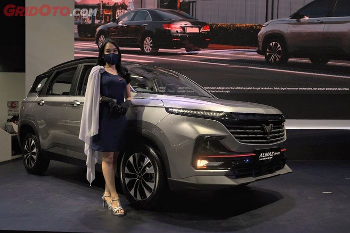 Wuling Almaz RS.