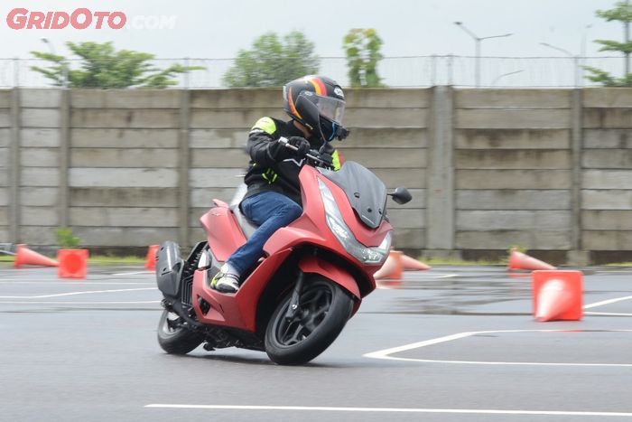 All New PCX 160 dinobatkan sebagai Bike of The Year versi OTOMOTIF Award 2021, begini tanggapan AHM.