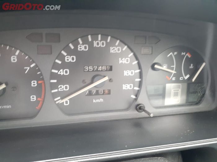 Speedometer Honda Civic EF kecepatan maksimal 189 km/h dengan individual door indikator
