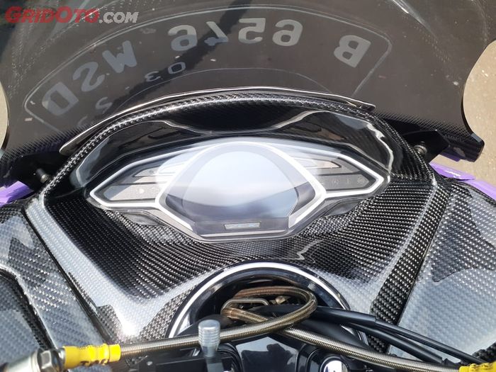 Cover speedometer Honda PCX150 berlapis karbon kevlar