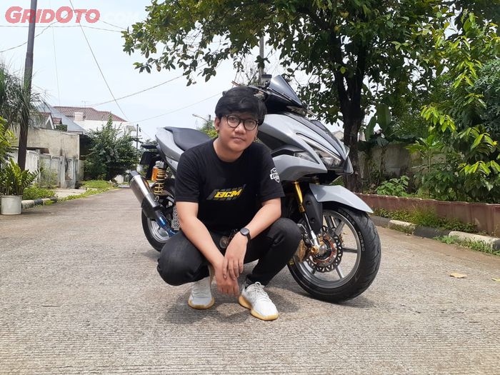 Bro Bayu dengan Yamaha Aerox Modifikasinya