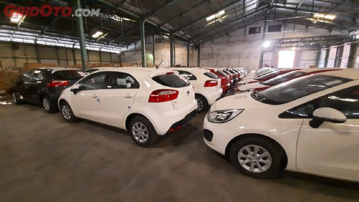 KIA Rio 2014 lelangan di KPUBC Tipe A Tanjung Priok