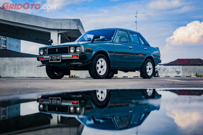 Modifikasi Toyota Corolla DX dikemas gaya rally look