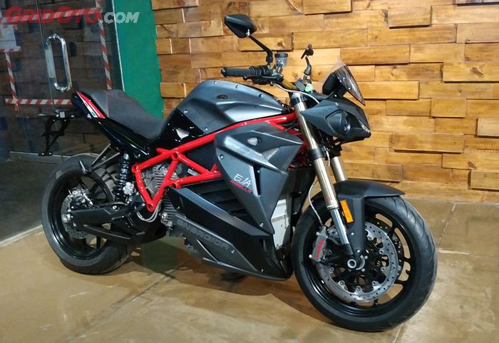 Energica Eva Ribelle