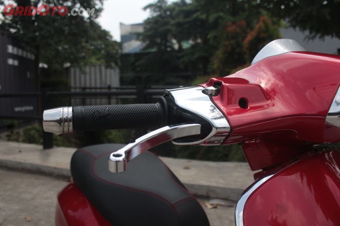 Vespa Sprint 150 pasang handel rem Zelioni