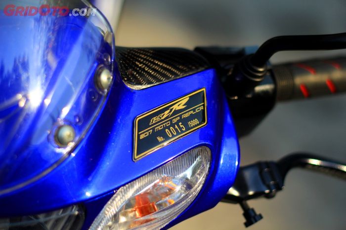 Emblem 2017 MotoGP Replica dengan nomer seri ke-15 bikin 125Z ini makin spesial