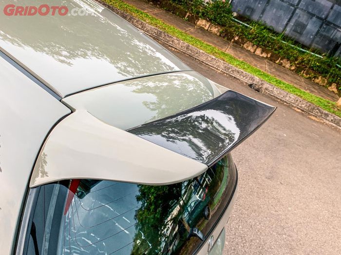 Wing spoiler V3 +Vibes pada Honda Estilo