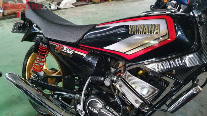 Yamaha RX-King hasil cat ulang di Cargloss Custom Paint
