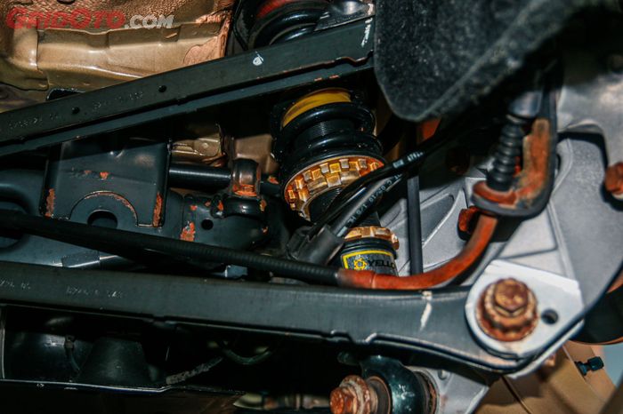 Pasang Yellow Coilover di ASCO Motorsport