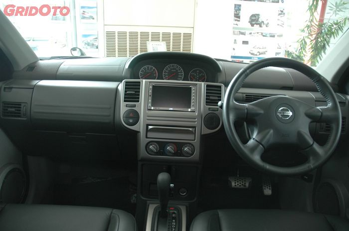 Dasbor Nissan X-trail