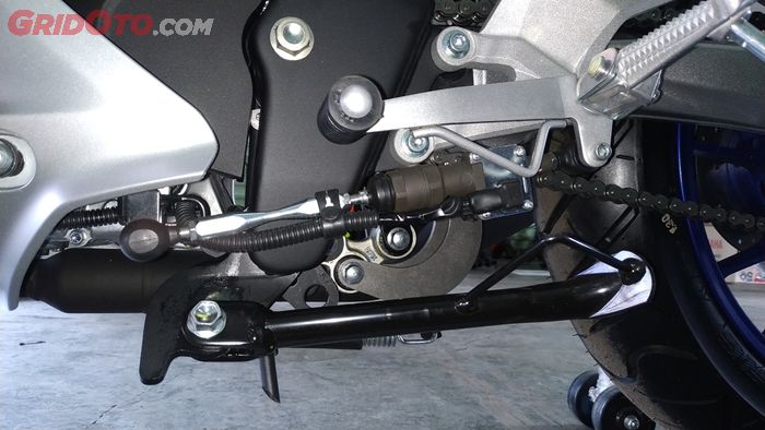 Quick Shifter milik Yamaha R15M, bisa dipasang di R15