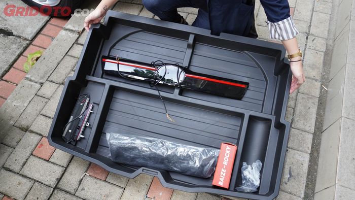 Rear Trunk Organizer Box Keluaran Otoproject untuk Toyota Raize
