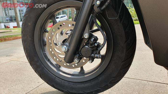 Kaki-kaki depan Honda Genio 2022