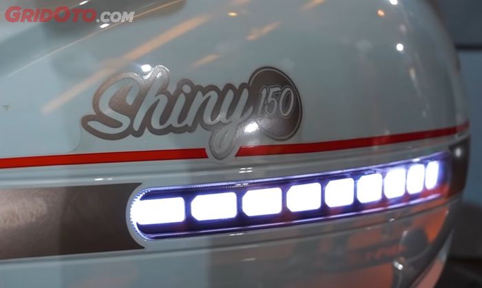 Lampu samping Keeway Shiny 150