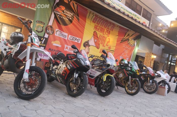 Jakarta dibuat ngebul, buka bersama 2 Stroke Lovers Indonesia 2022 dihadiri ratusan motor.