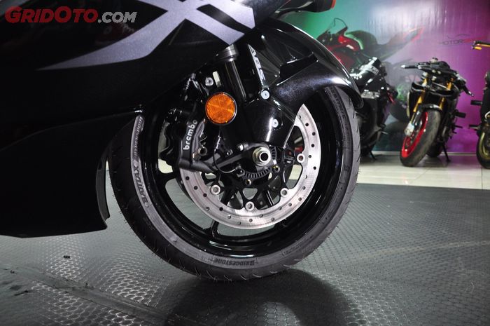 Kaki-kaki depan Suzuki Hayabusa 2021