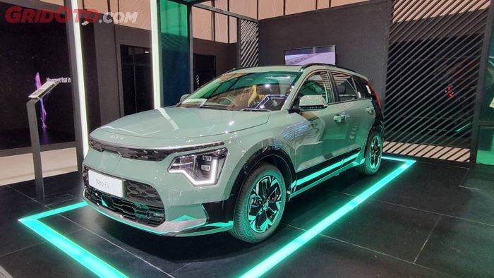 Kia Niro EV merupakan salah satu mobil listrik yang tampil di GIIAS 2022.