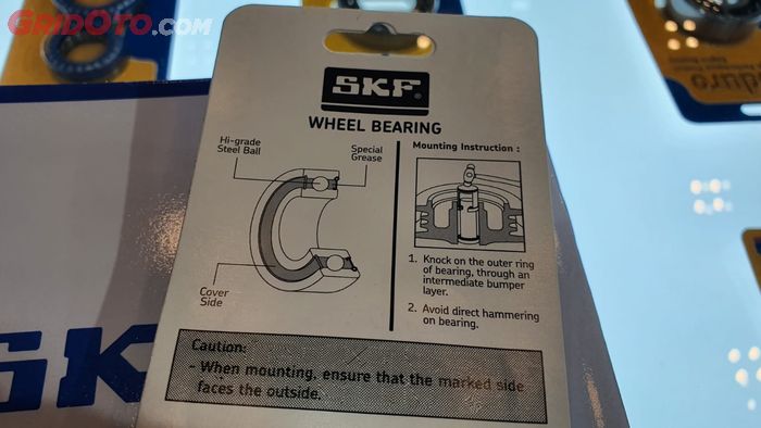 Petunjuk pengetokan bearing roda