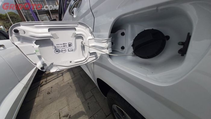 Rekomendasi oktan BBM di tutup tangki Hyundai Stargazer
