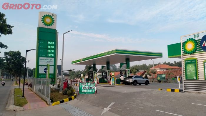 Harga bensin BP turun harga per 1 Oktober 2022
