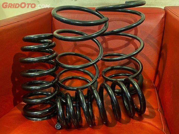 ILUSTRASI Lowering kit aftermarket