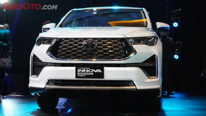 Toyota Kijang Innova Zenix Dilengkapi Teknologi Hybrid