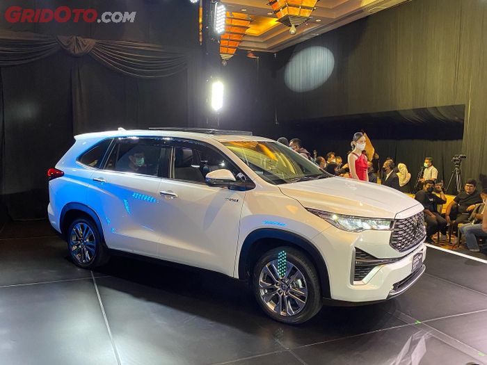 Toyota Kijang Innova Zenix