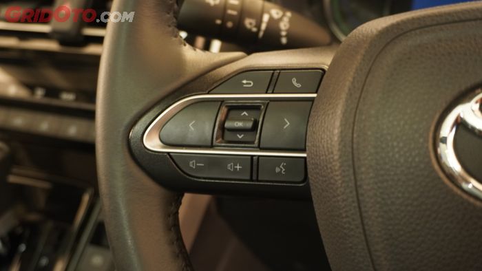 Tombol Setir Toyota Kijang Innova Zenix Sebelah Kiri Mengatur Pengoperasian Layar MID dan Audio
