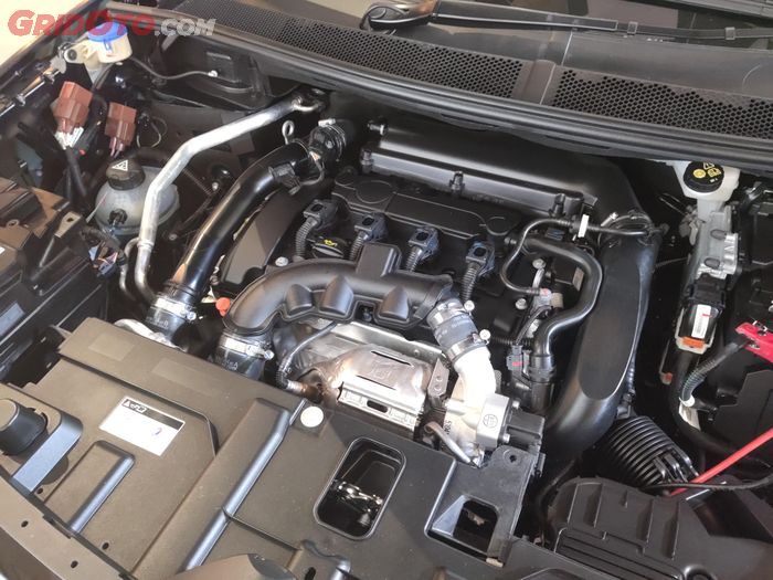 Citroen C5 Aircross spek Indonesia mendapatkan mesin bensin empat silinder 1.598 cc serupa Peugeot 3008.